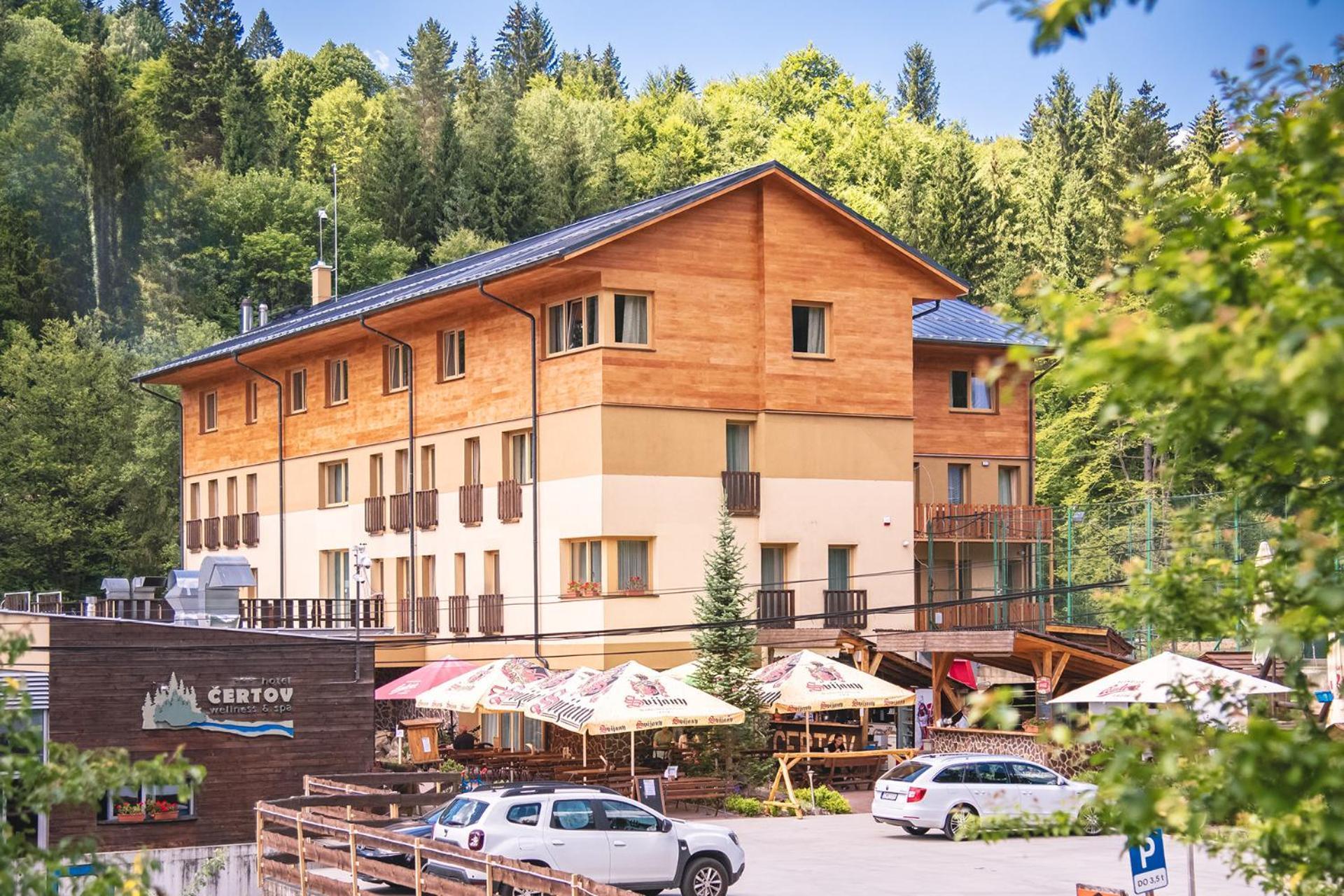 Wellness & Spa Hotel Certov Экстерьер фото