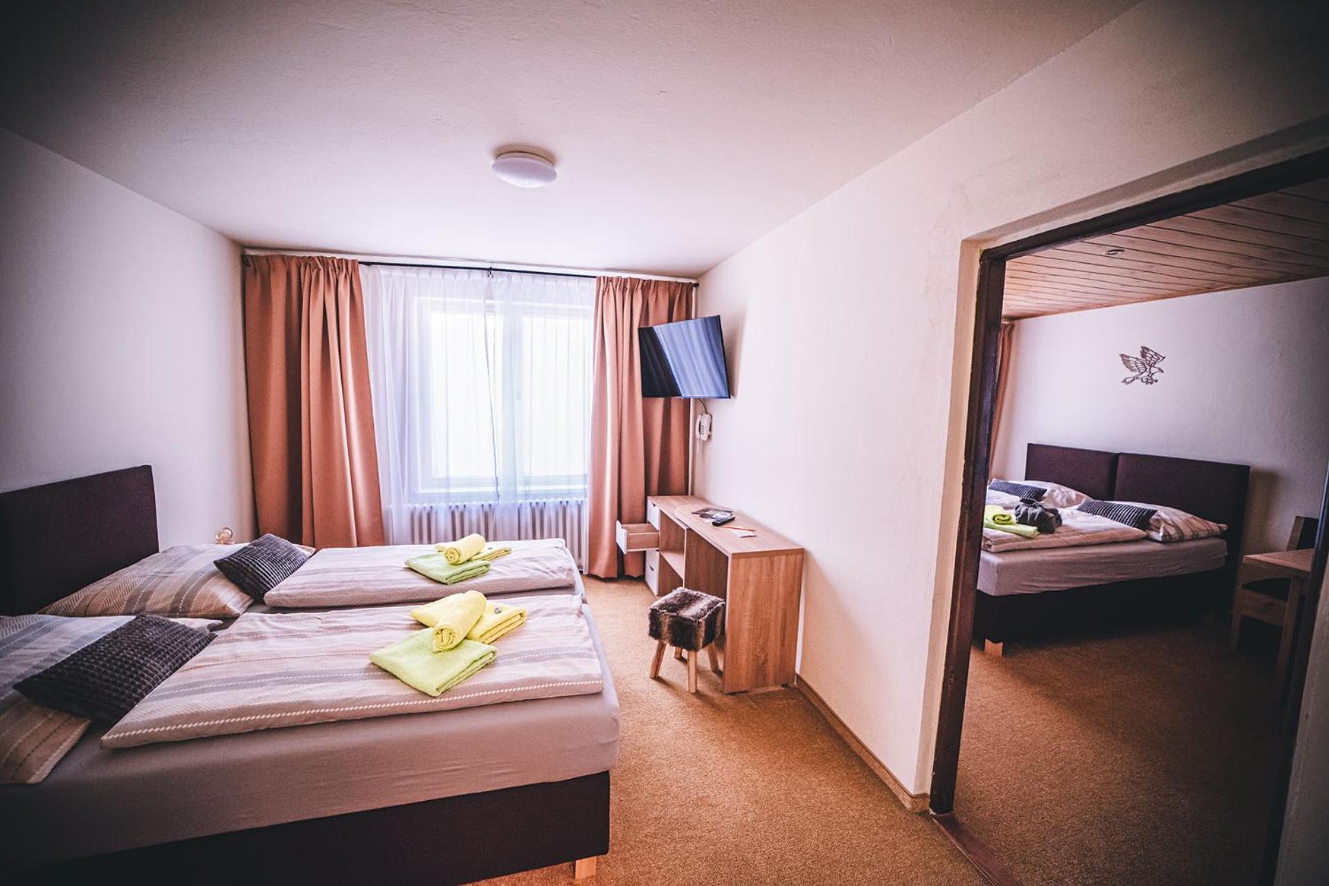 Wellness & Spa Hotel Certov Экстерьер фото